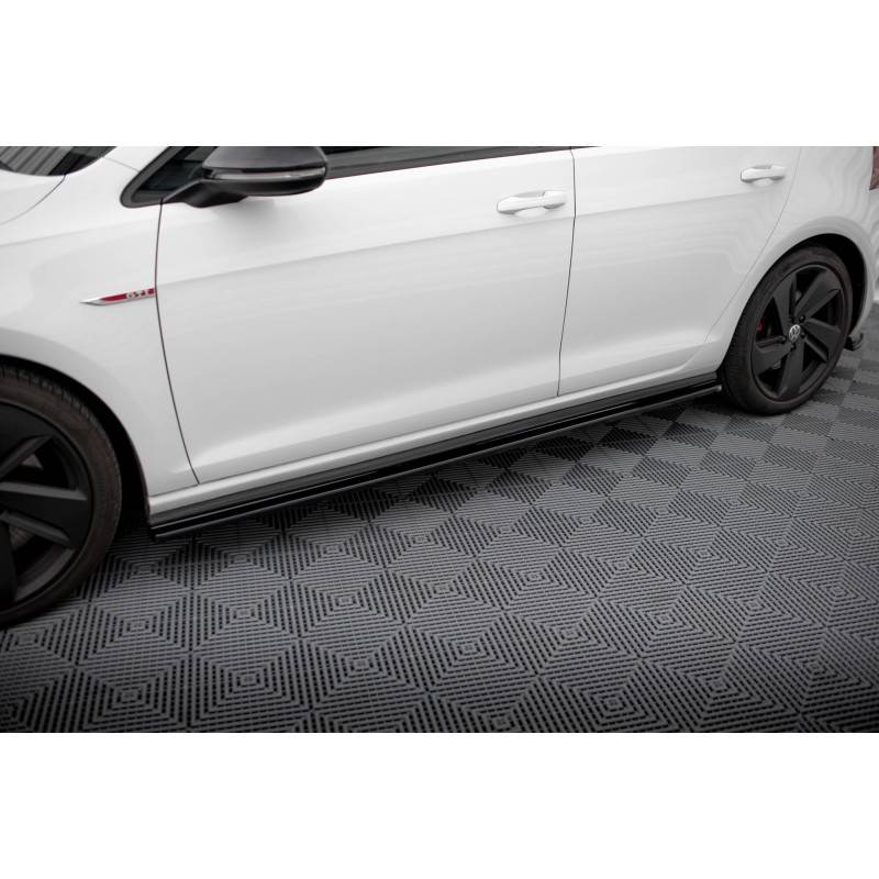 Maxton - RAJOUTS DES BAS DE CAISSE POUR VW GOLF VII GTI PREFACE/FACELIFT (large) Noir Brillant Maxton - RAJOUTS DES BAS DE CAISSE POUR VW GOLF VII GTI PREFACE/FACELIFT (large) Noir Brillant