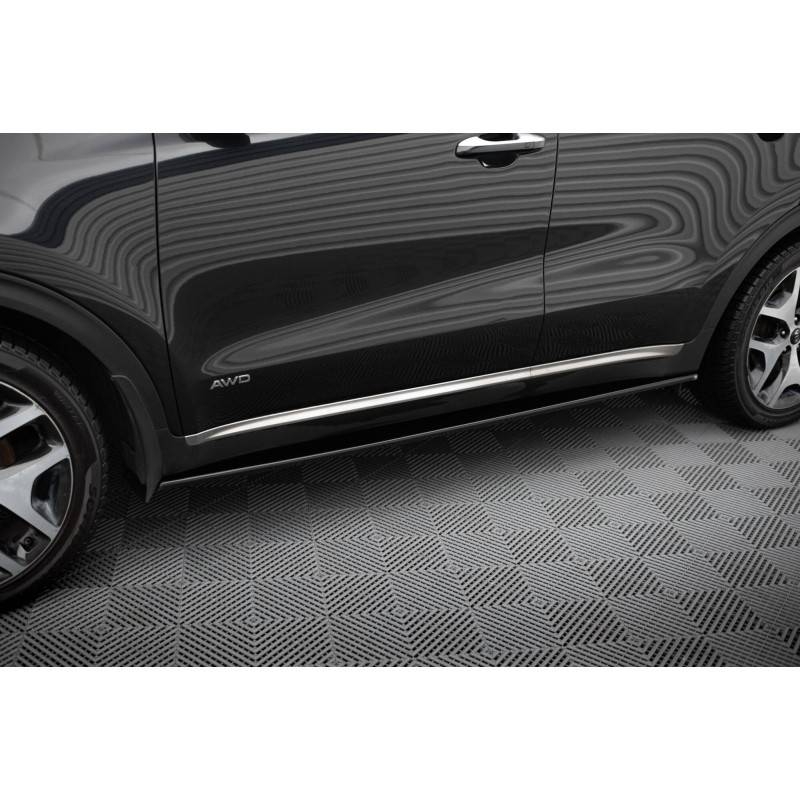 Maxton - RAJOUTS DES BAS DE CAISSE POUR KIA SPORTAGE mk4 GT-Line Noir Brillant Maxton - RAJOUTS DES BAS DE CAISSE POUR KIA SPORTAGE mk4 GT-Line Noir Brillant
