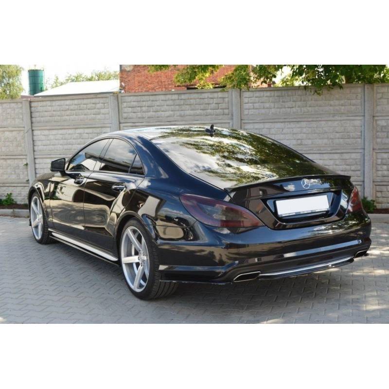 Maxton - CENTRAL ARRIÈRE SPLITTER MERCEDES CLS C218 (sans une barre verticale) AMG LINE Noir Brillant Maxton - CENTRAL ARRIÈRE SPLITTER MERCEDES CLS C218 (sans une barre verticale) AMG LINE Noir Brillant