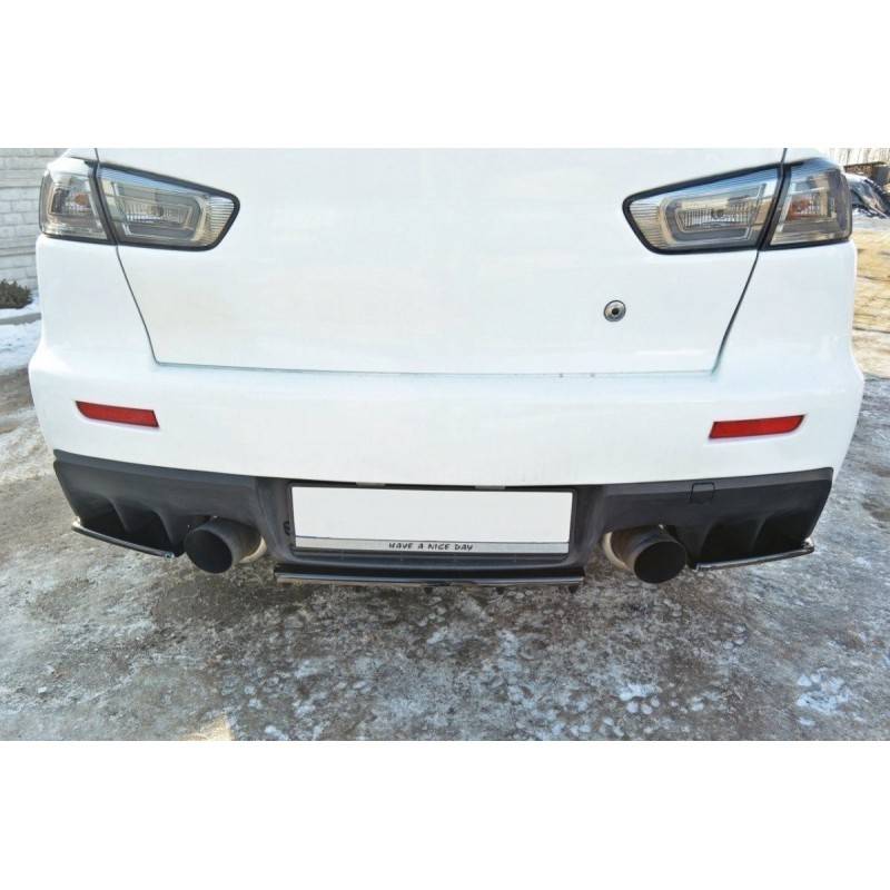 Maxton - CENTRAL ARRIÈRE SPLITTER Mitsubishi Lancer Evo X (avec barres verticales) Noir Brillant Maxton - CENTRAL ARRIÈRE SPLITTER Mitsubishi Lancer Evo X (avec barres verticales) Noir Brillant